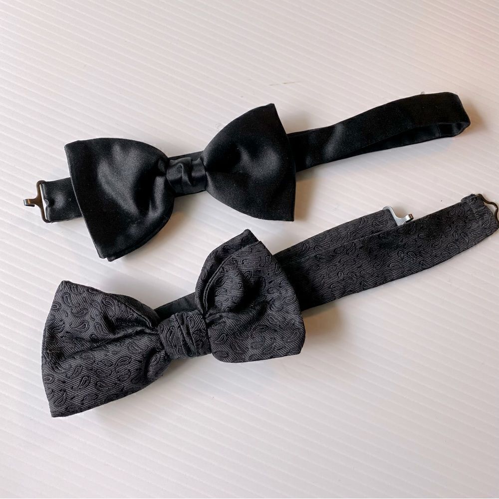 Vintage Y2K black Paisley print neck bow tie silk set of 2